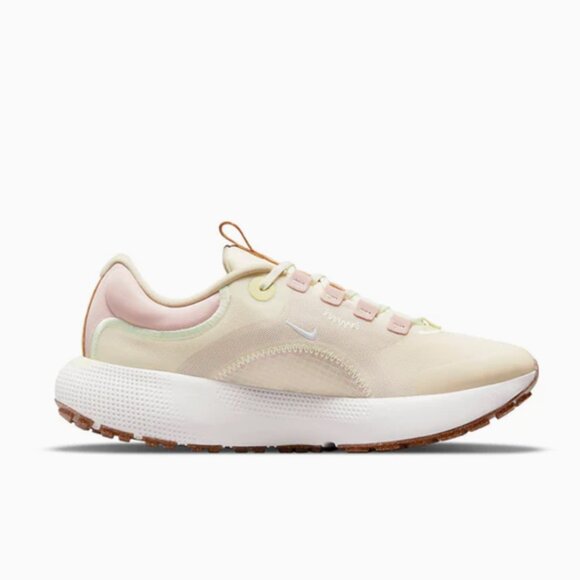 Nike React Escape Run 'Cashmere White Pearl White' Size 5.5 NWOT - Picture 1 of 10